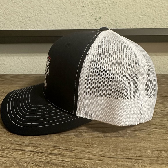 Hat - Picture 2 of 3